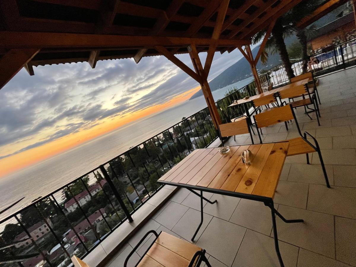 Astan Hotel Gagra Ngoại thất bức ảnh