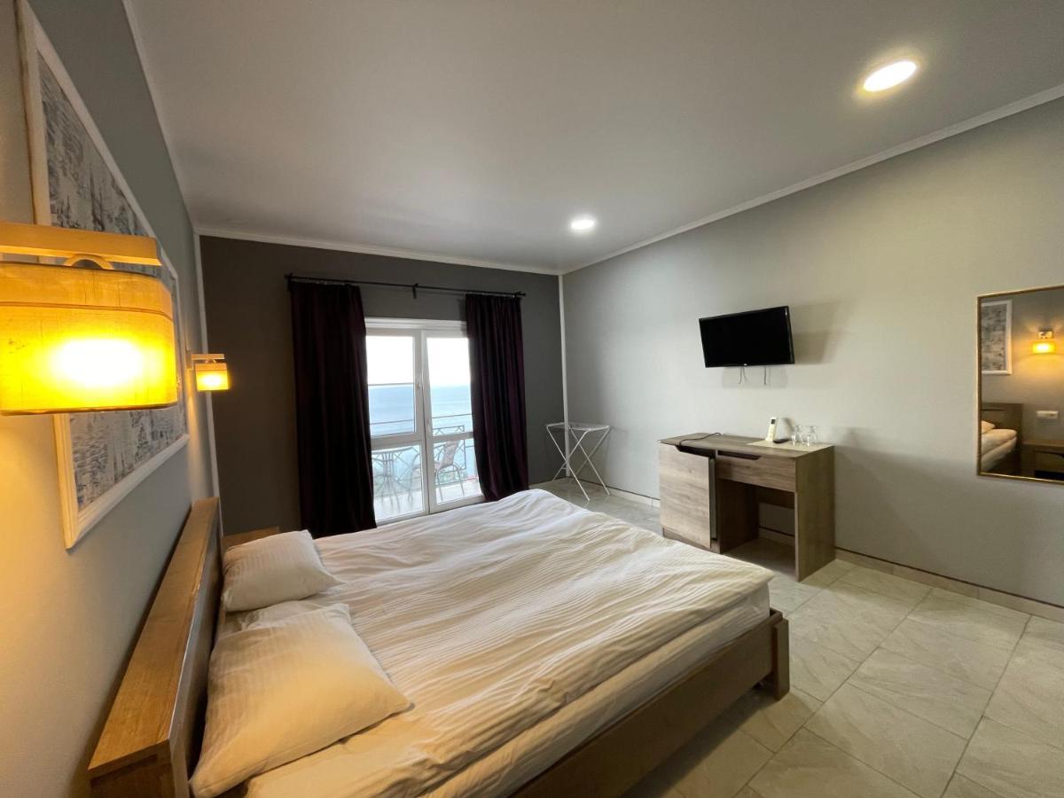 Astan Hotel Gagra Ngoại thất bức ảnh